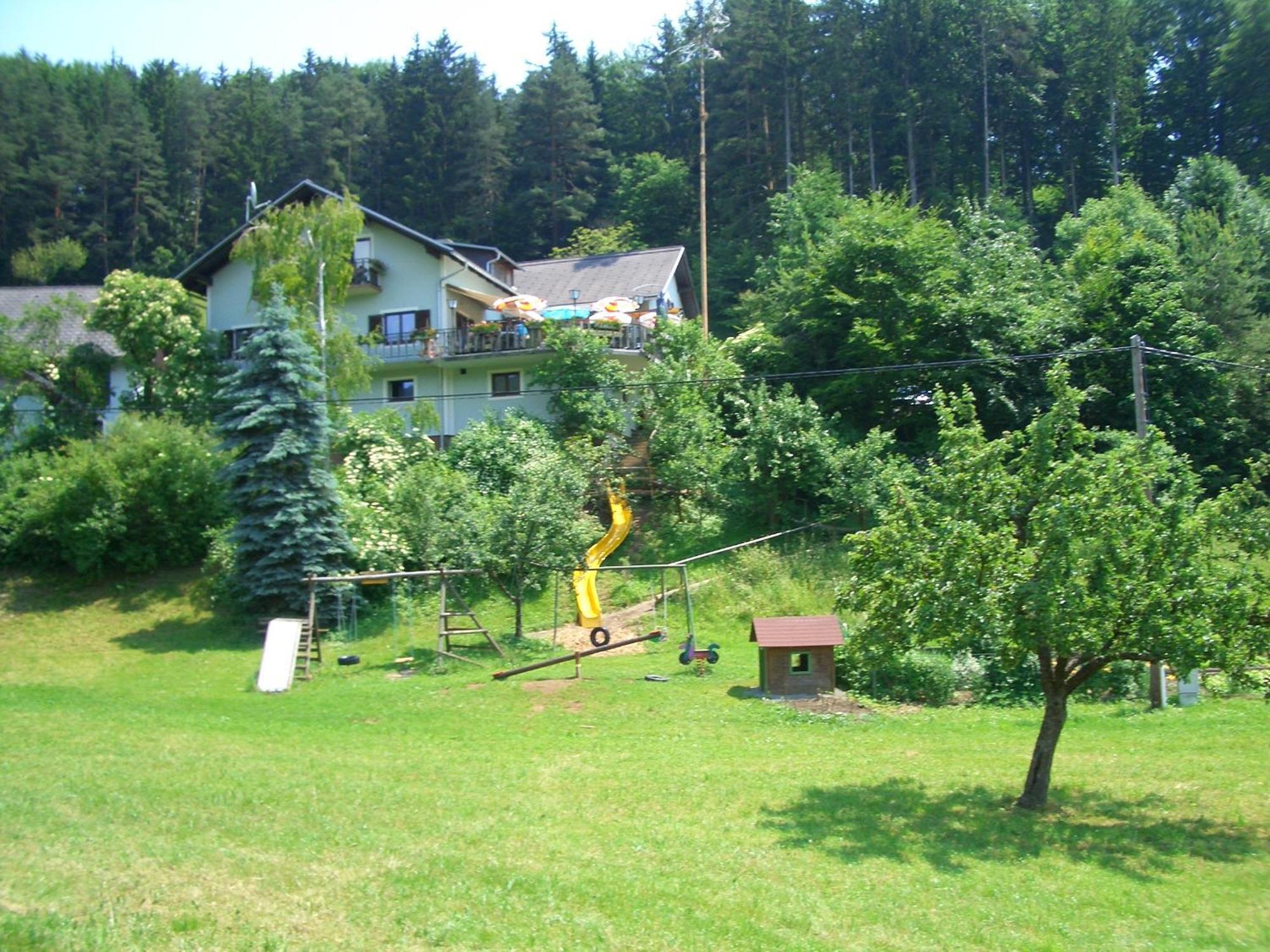 Gasthaus - Gaestehaus Schusterbauer Rein ภายนอก รูปภาพ