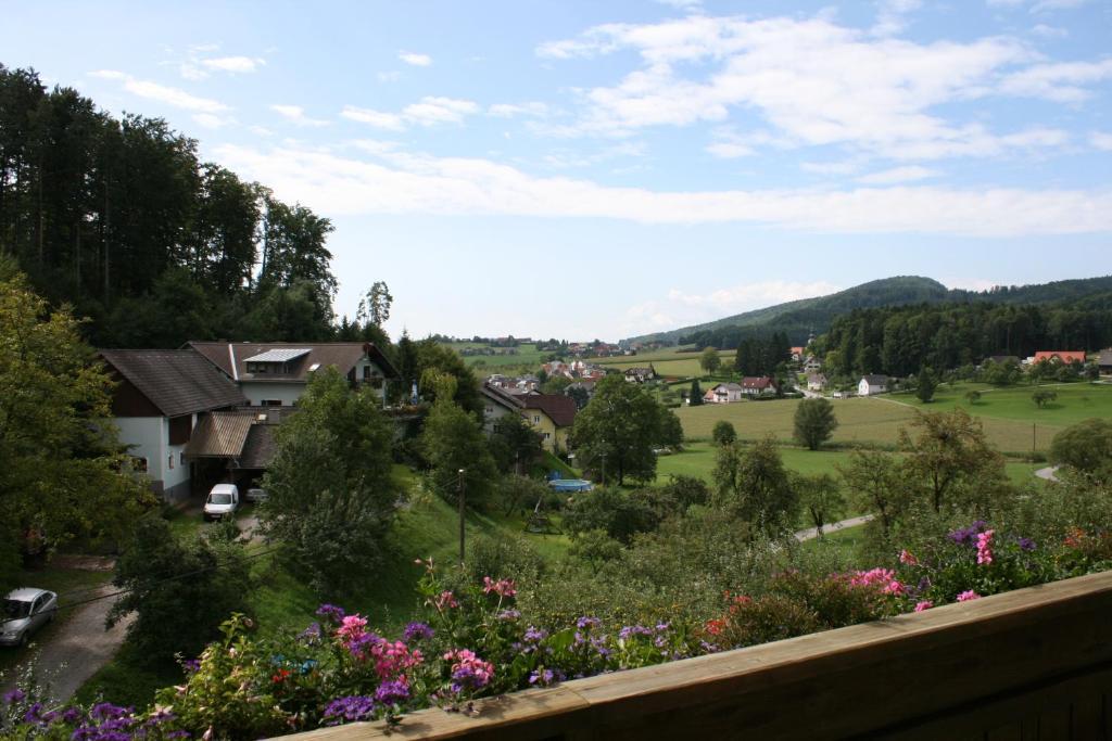 Gasthaus - Gaestehaus Schusterbauer Rein ห้อง รูปภาพ