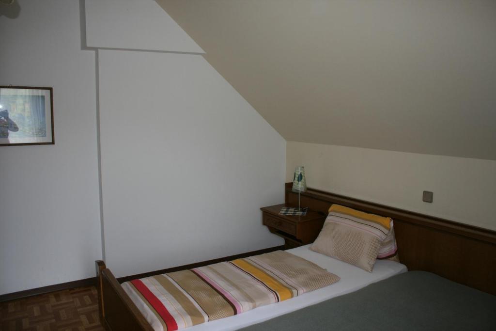 Gasthaus - Gaestehaus Schusterbauer Rein ห้อง รูปภาพ