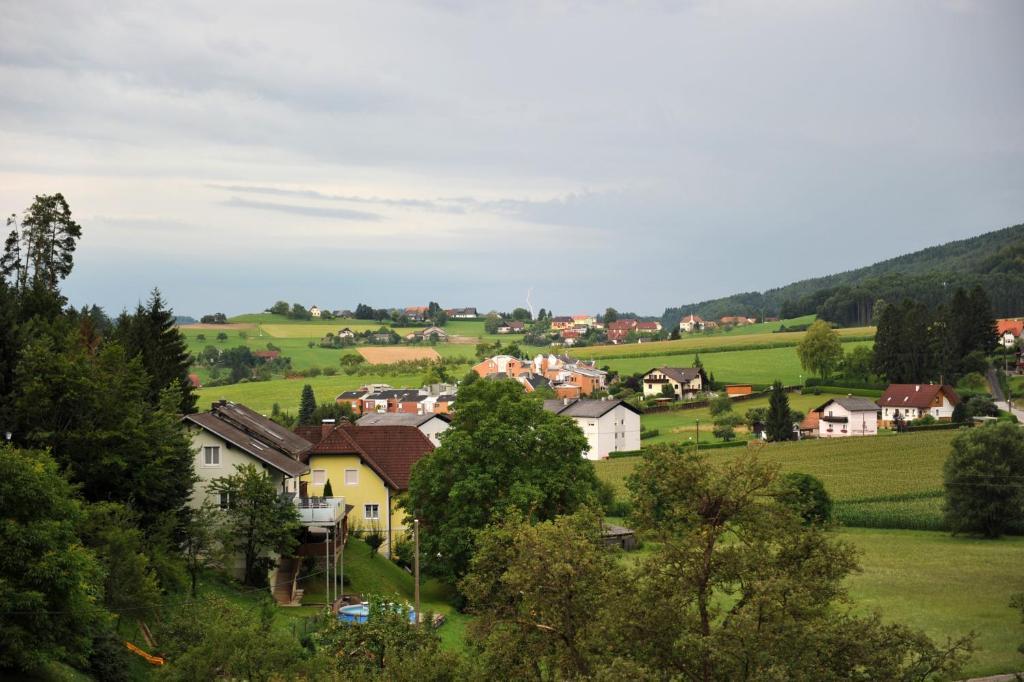 Gasthaus - Gaestehaus Schusterbauer Rein ห้อง รูปภาพ